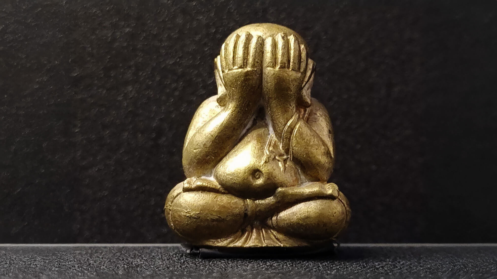 掩面佛 / 必打佛 (Phra Pidta)